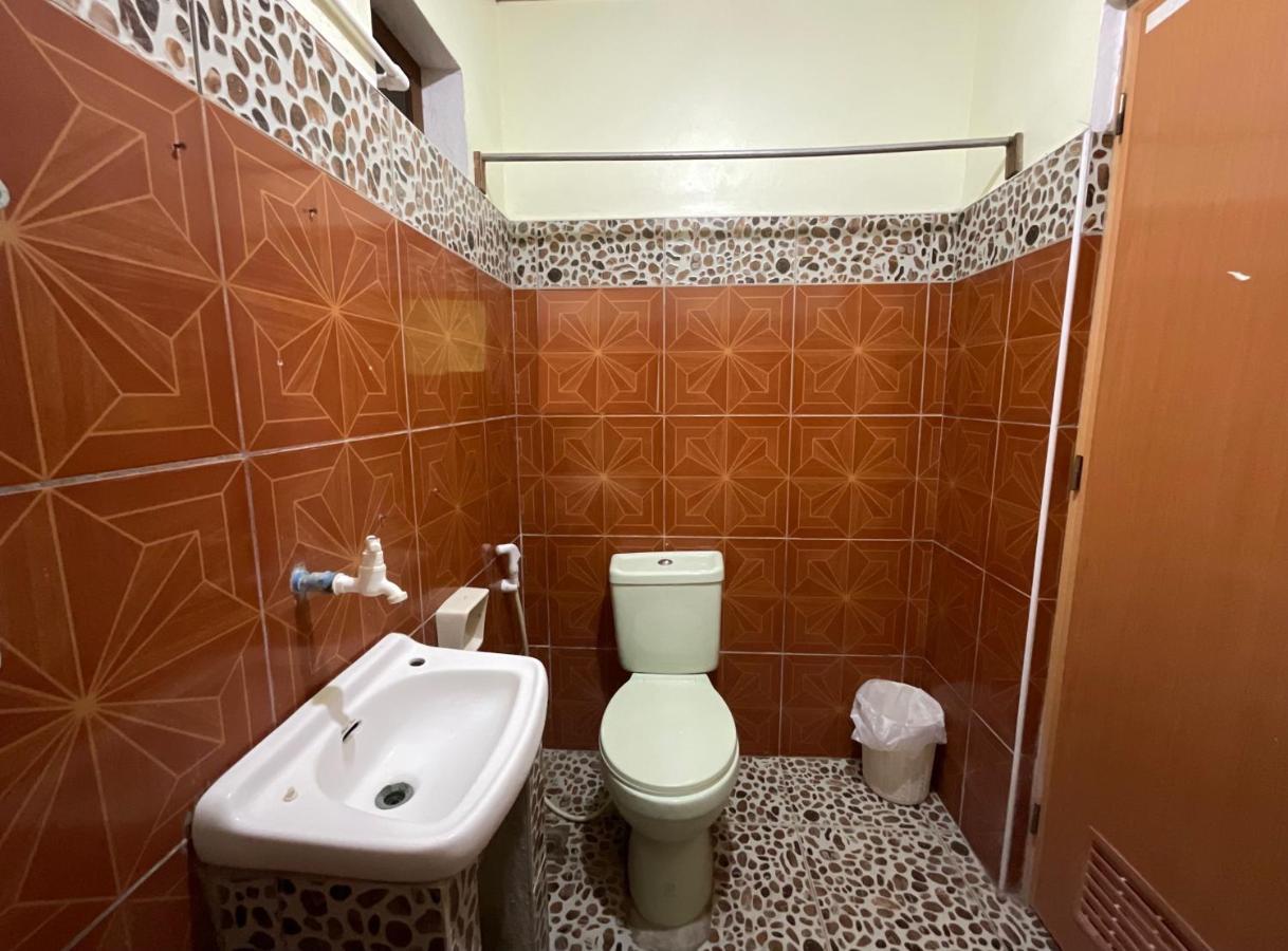 Lisa'S Guesthouse Basdiot Esterno foto